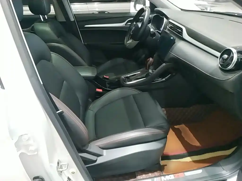 MG ZS 2021 2020 180DVVT Automatic Lite