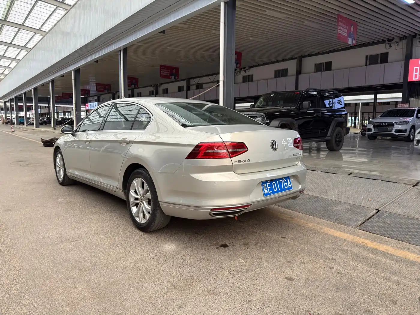 Volkswagen Magotan 2017 330TSI DSG Luxury фото 17