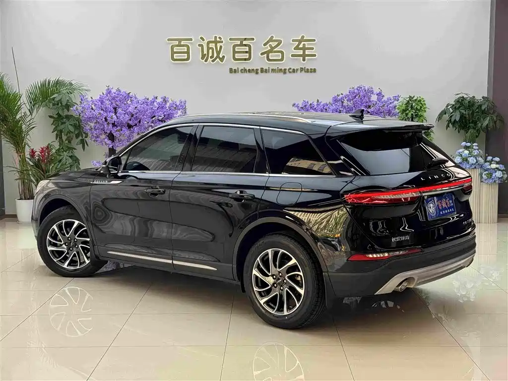 LINCOLN ADVENTURER