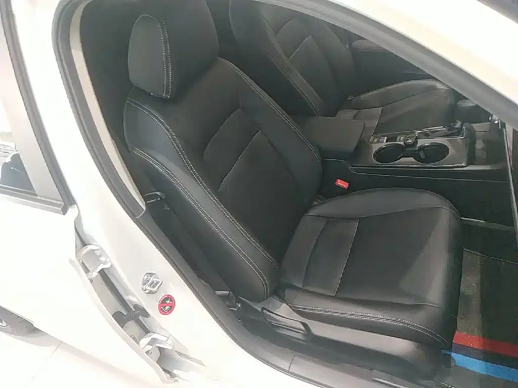 Photo 25 - Honda Civic