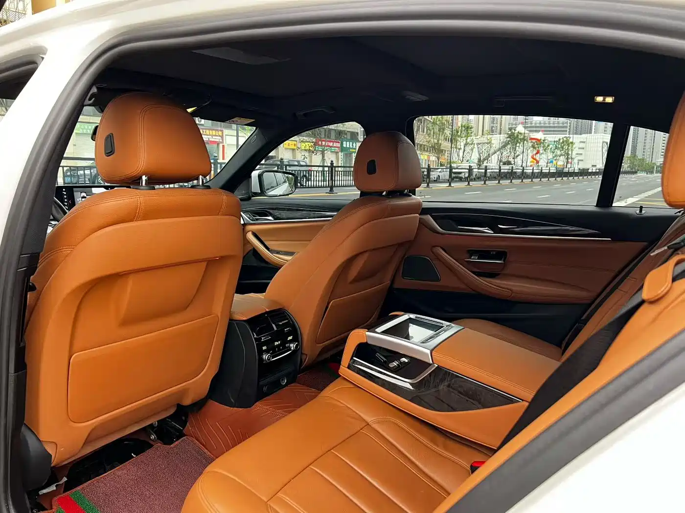 BMW 5 Series 2018 530Li Premium M Sport Package фото 6