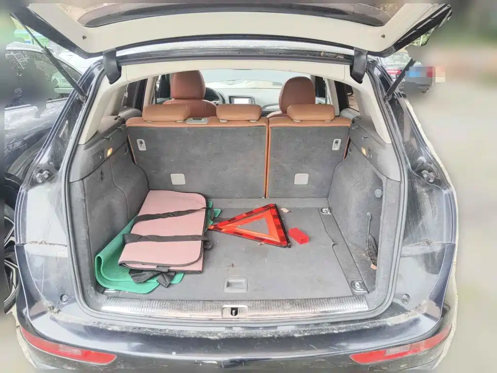 Photo 5 - Audi Q5