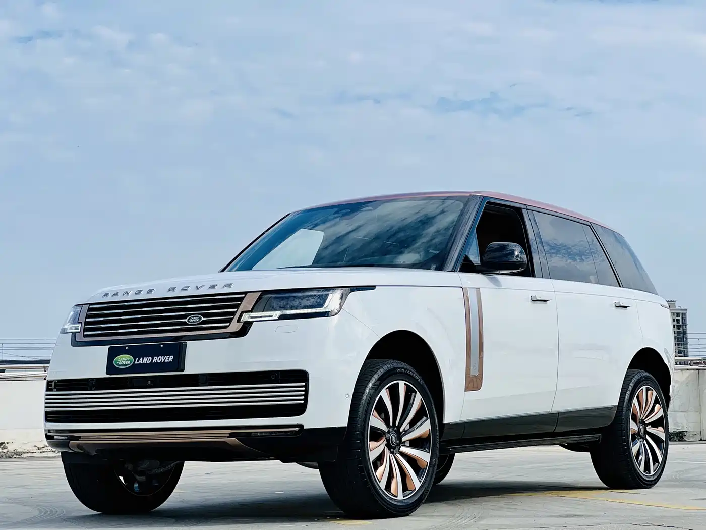 LAND ROVER RANGE ROVER