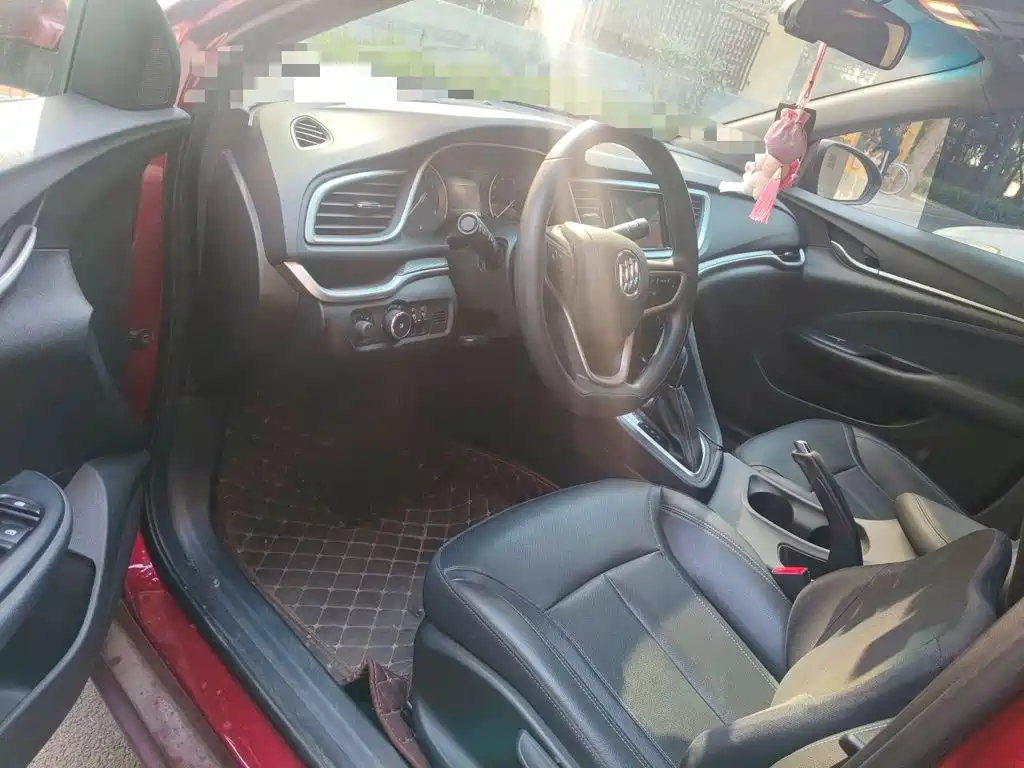 Фото 17 - Buick Excelle