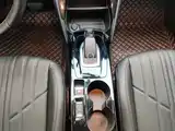 Photo 16 - Peugeot 2008