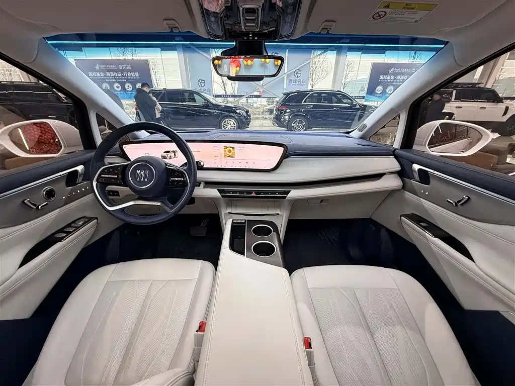 BUICK GL8 NEW ENERGY