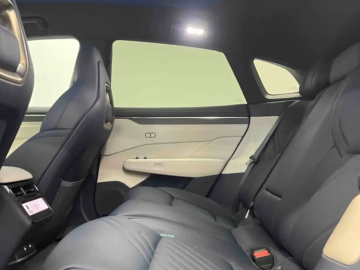 ZEEKR EXTREME KRYPTON 001