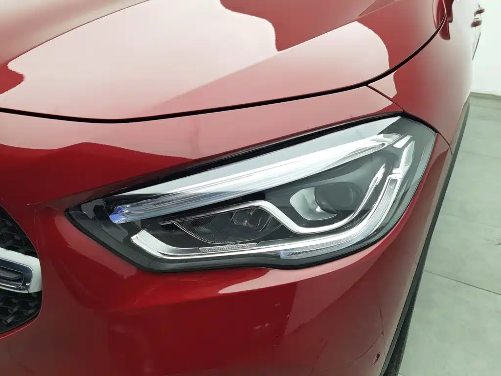 Mercedes-Benz GLA, миниатюра 7