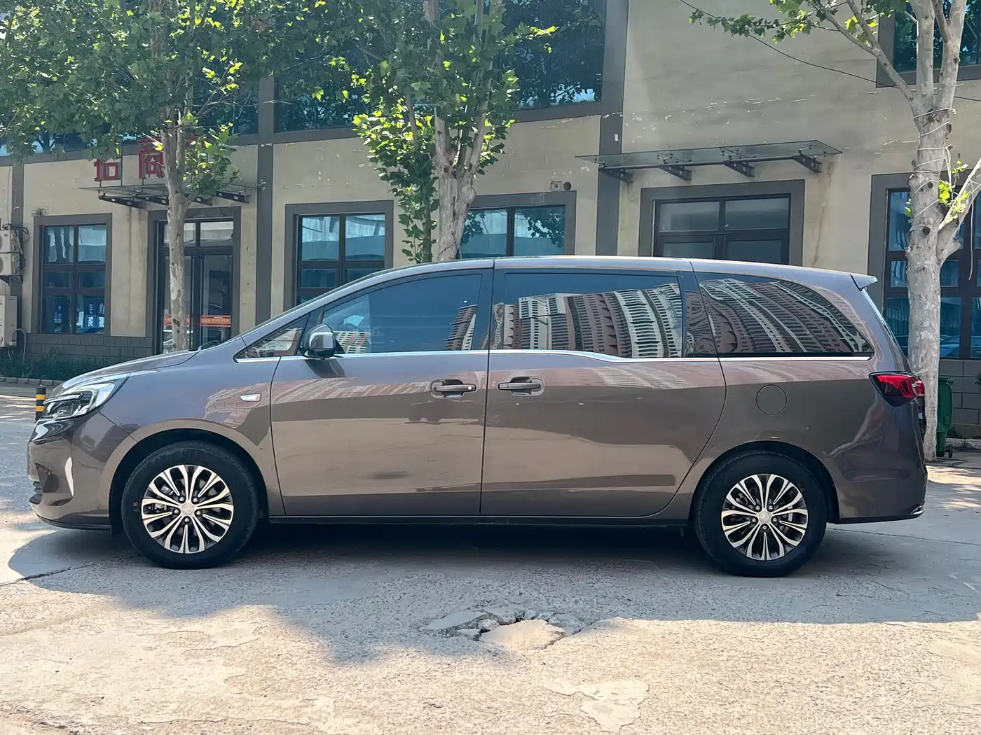 BUICK GL8