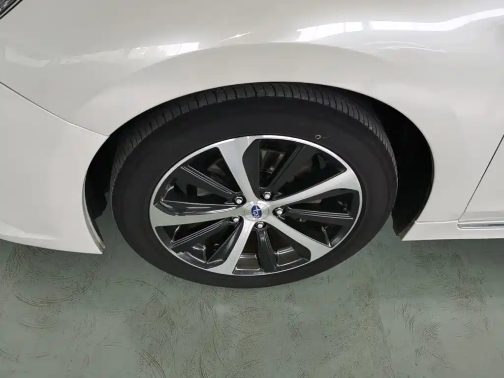 Subaru Legacy 2018 2017 2.5i AWD Glory Edition