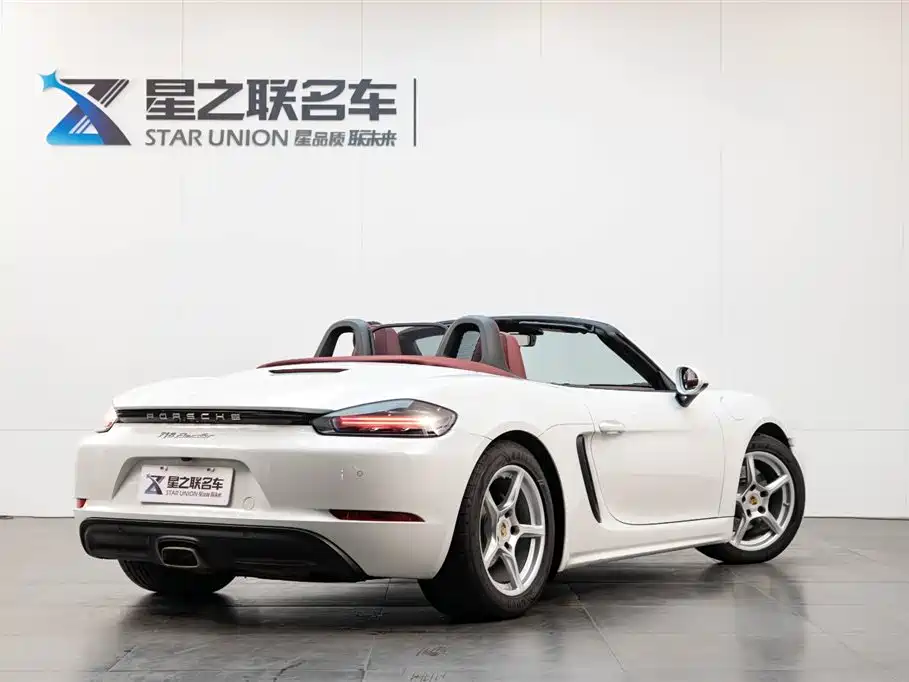 Porsche 718 2022 Boxster 2.0T фото 6
