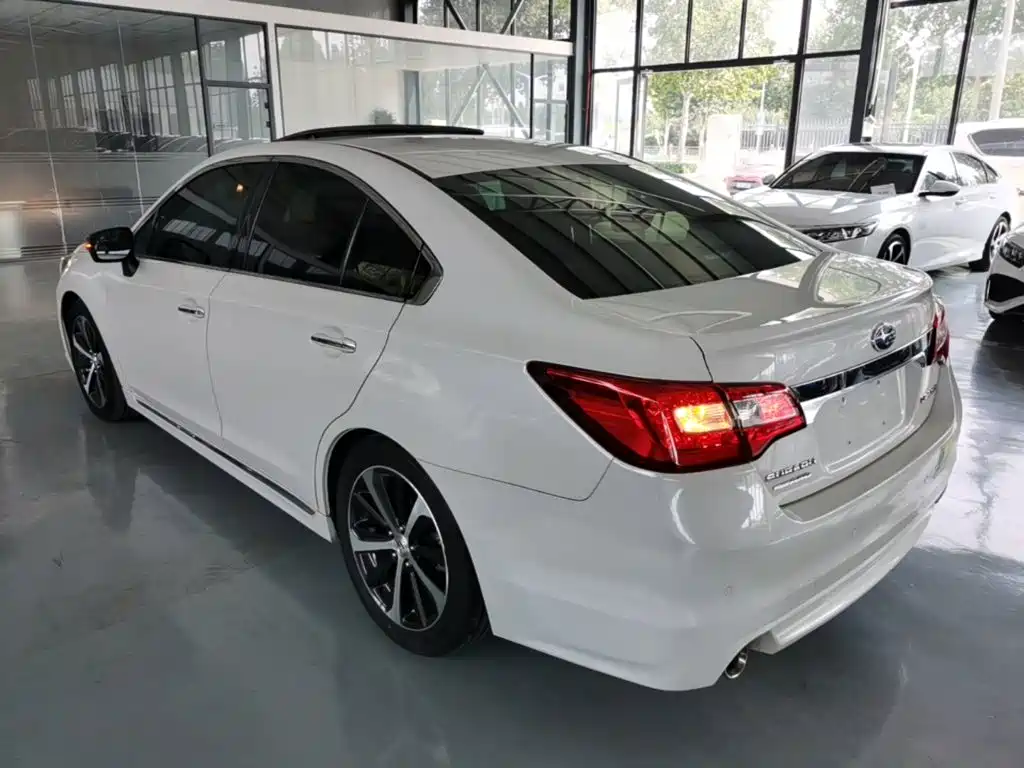 Subaru Legacy 2018 2017 2.5i AWD Glory Edition
