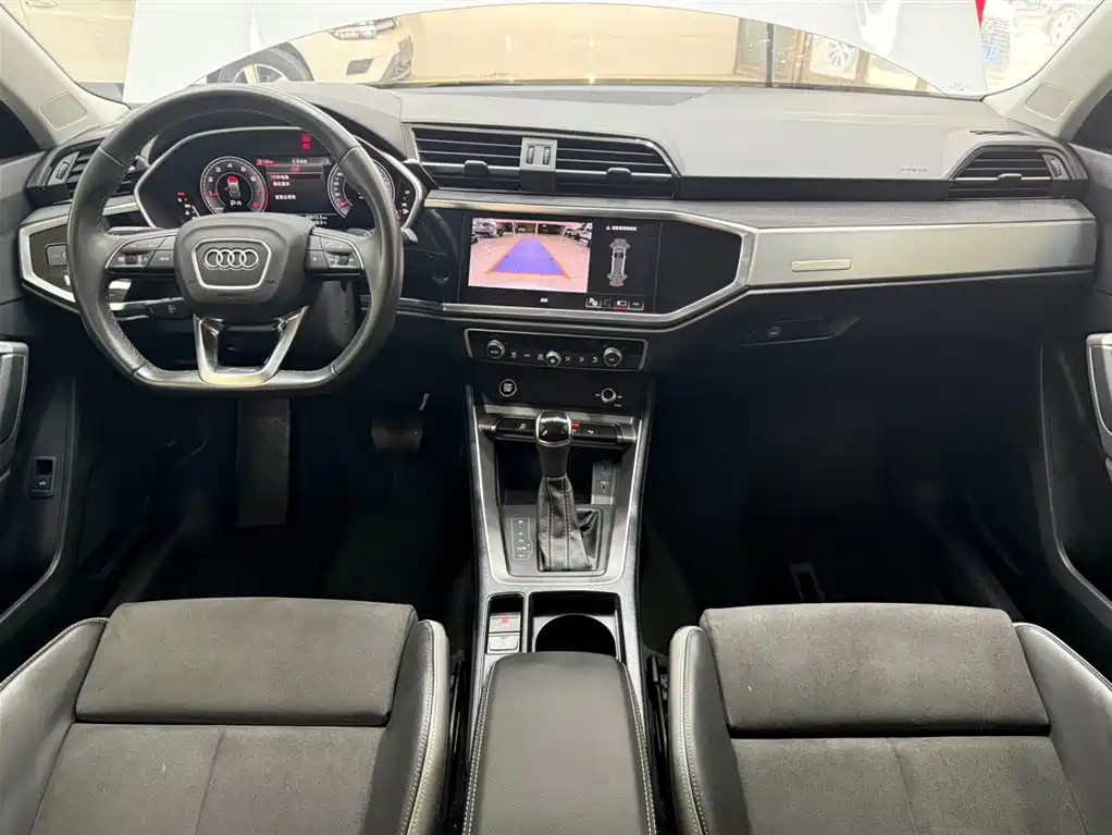 Audi Q3 2022 35 TFSI Fashion Dynamic фото 16