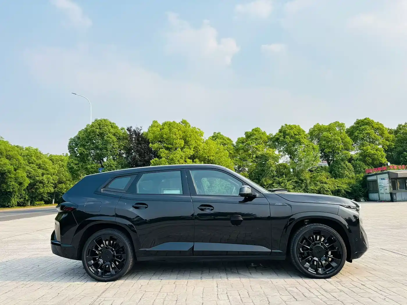 BMW XM