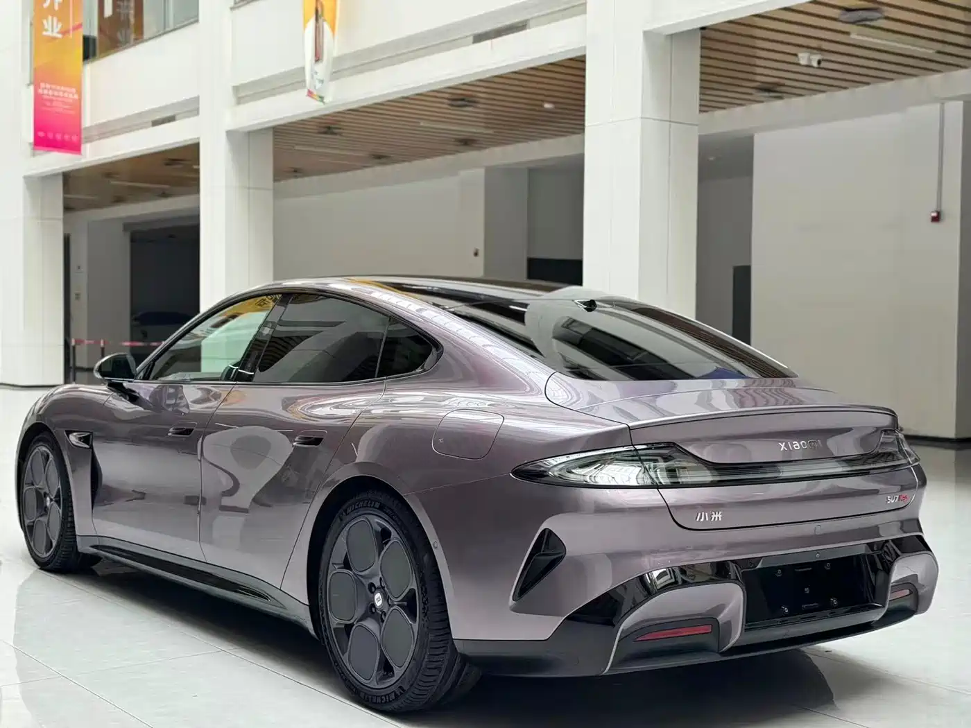 XIAOMI CAR XIAOMI SU7