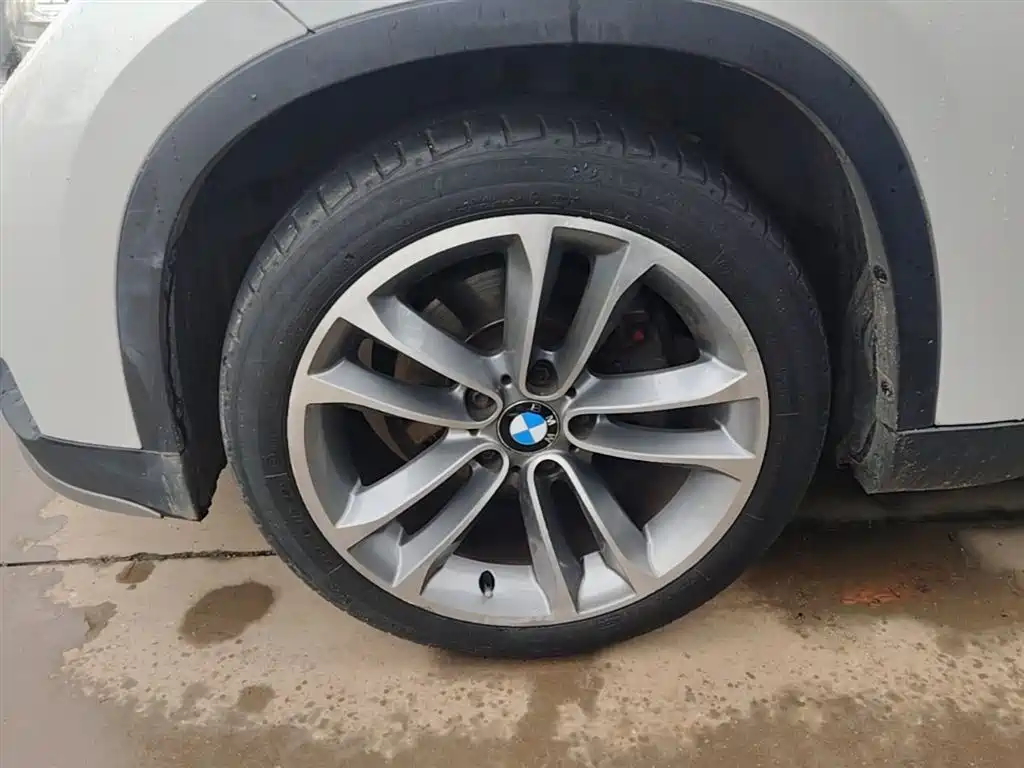 BMW X1 2015 Model sDrive18i Leading Advanced Edition фото 22