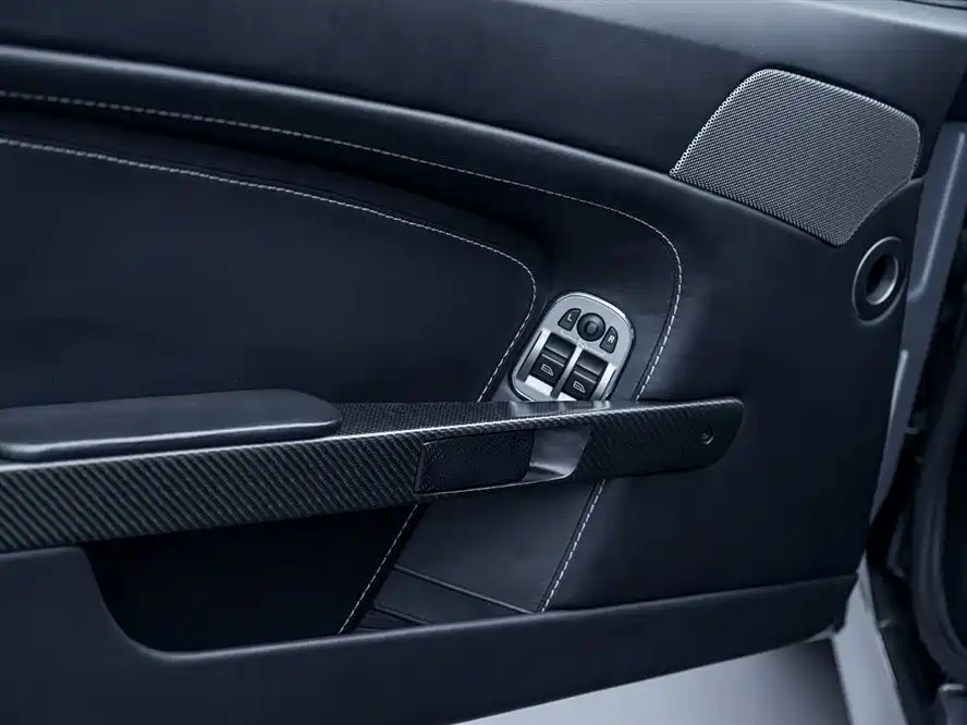 Aston Martin V8 Vantage 2011 2011 4.7L Sportshift Coupe