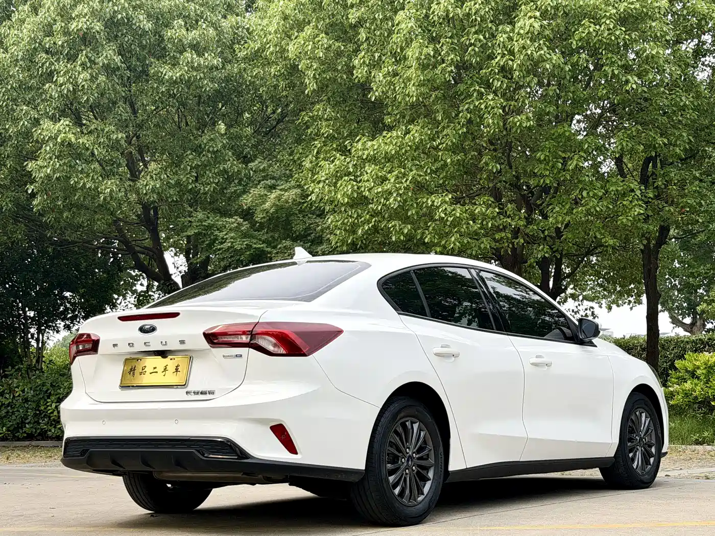 Ford Focus 2023 2022 Sedan EcoBoost 180 Auto Speed Edition