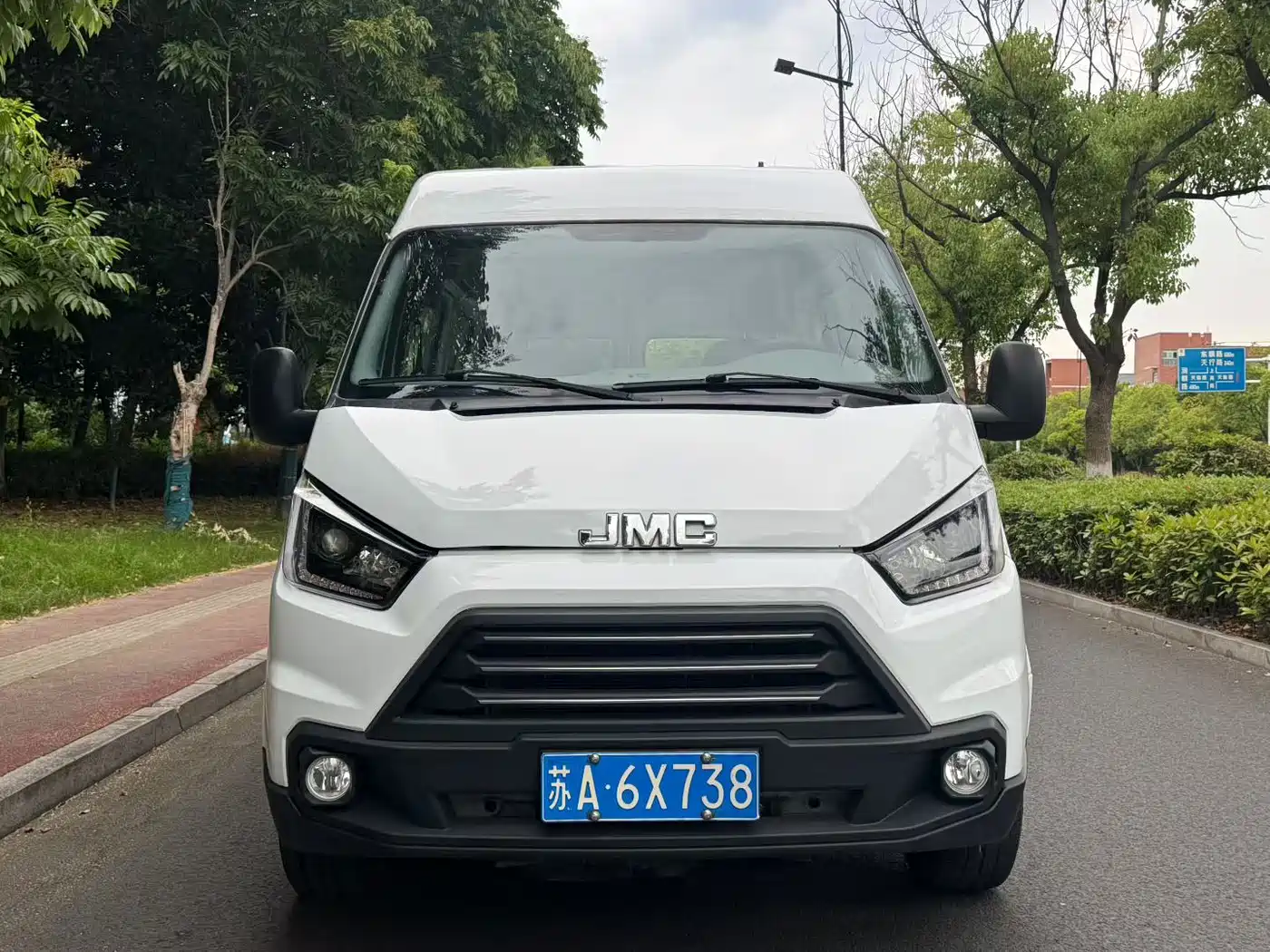 Jiangling Tesun 2021 2021 Model 2.8T Space King Taurus Edition Long Wheelbase Medium-High Roof Single Rear Tire-Step 6-Seater Diesel China VI JX493