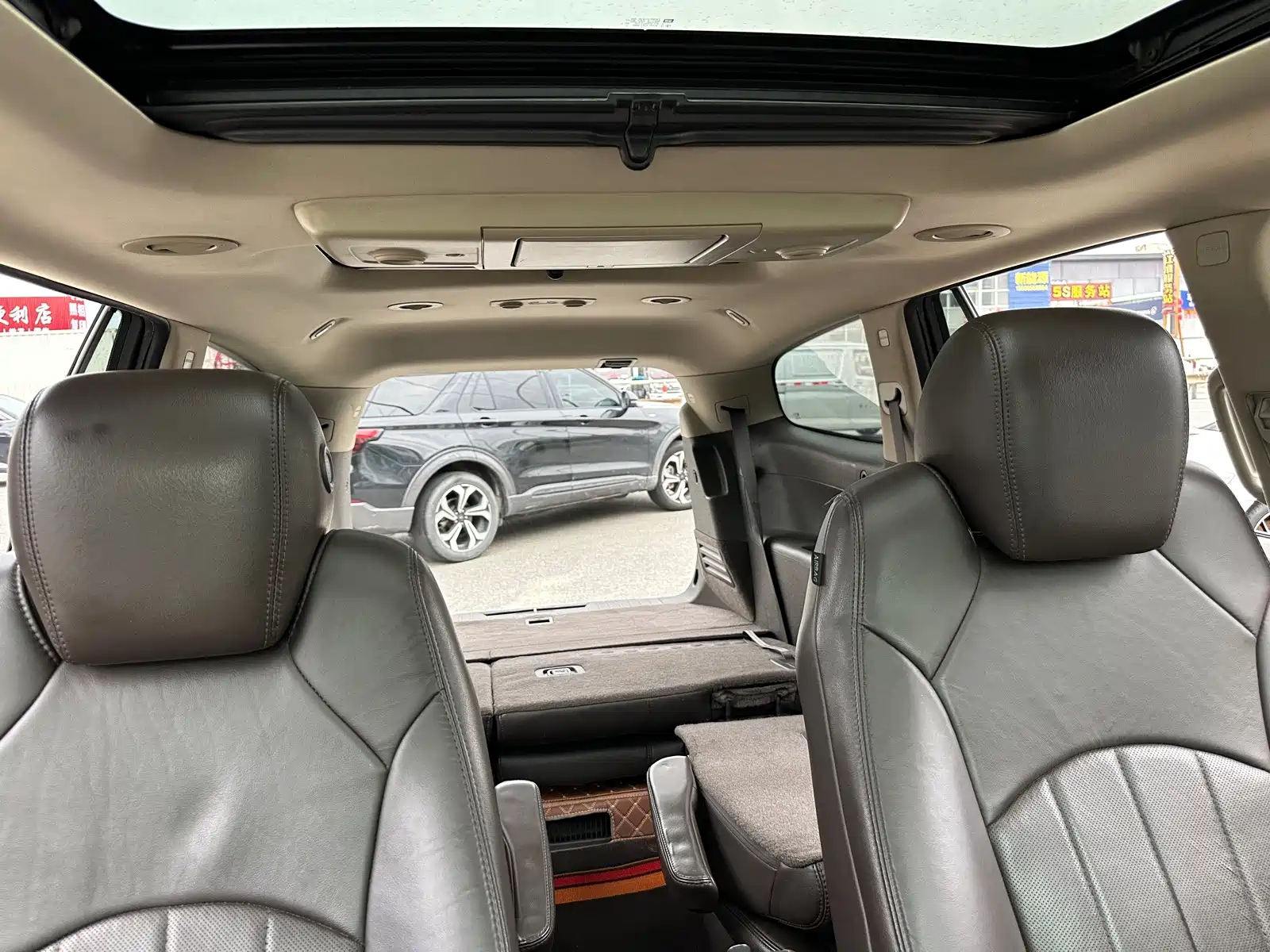 Фото 24 - Buick Enclave