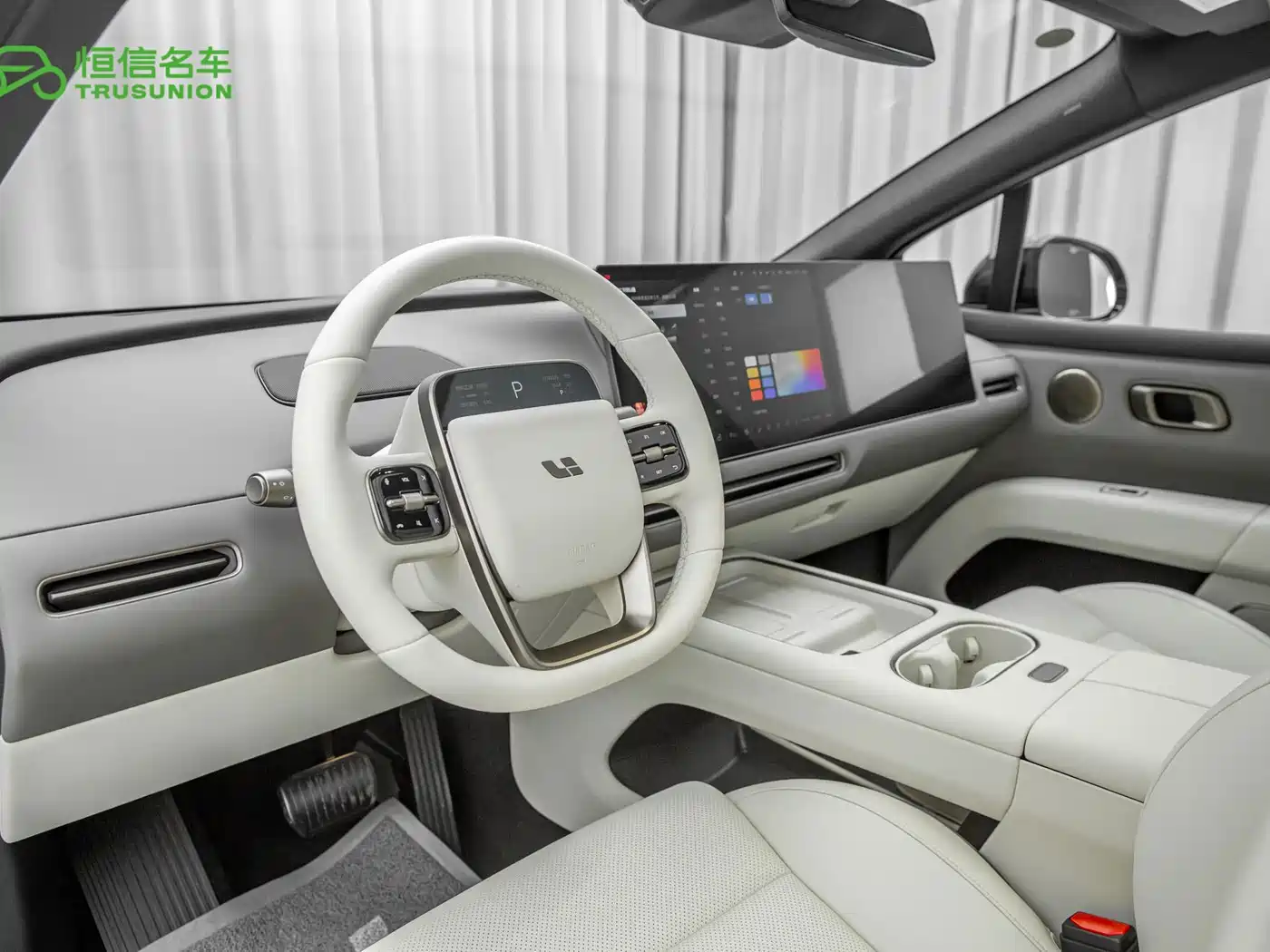 Li Auto i6 2026 2025 2WD Base Model