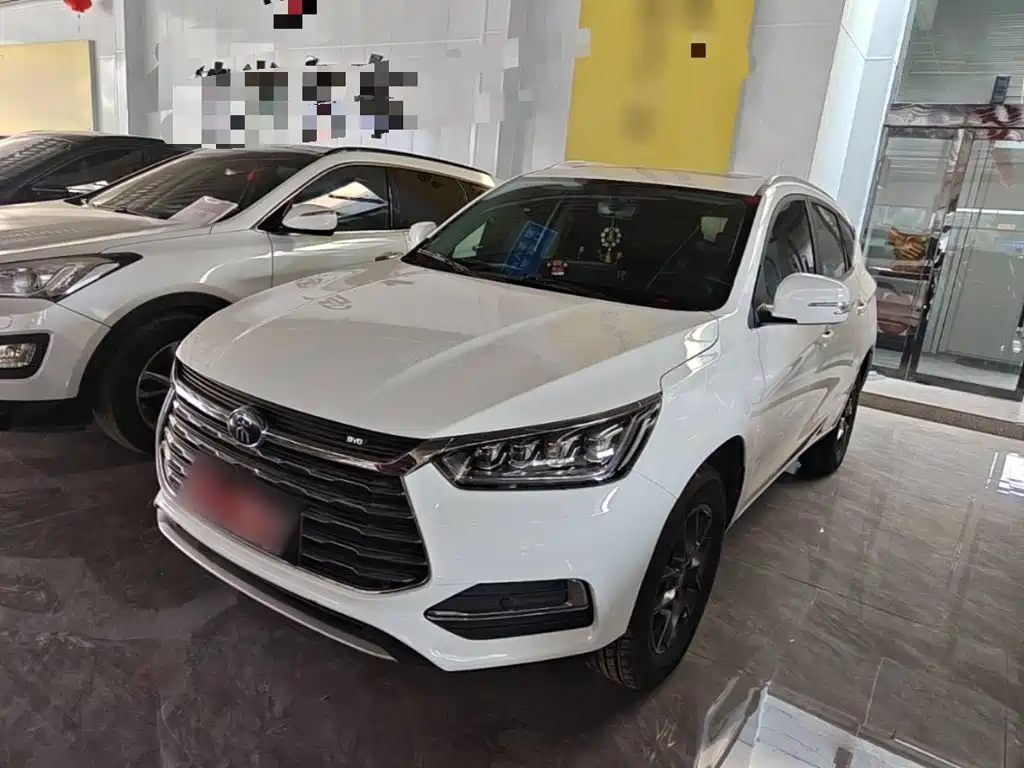 Photo 2 - BYD Song