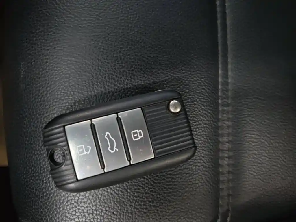 MG MG6 2018 2017 20T Automatic Luxury Smart Connect Version (China V)
