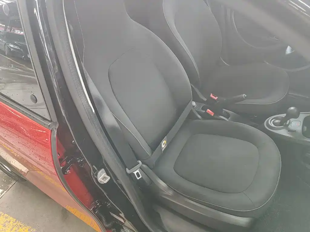 smart forfour 2018 2018 1.0L 52kW Passion Edition