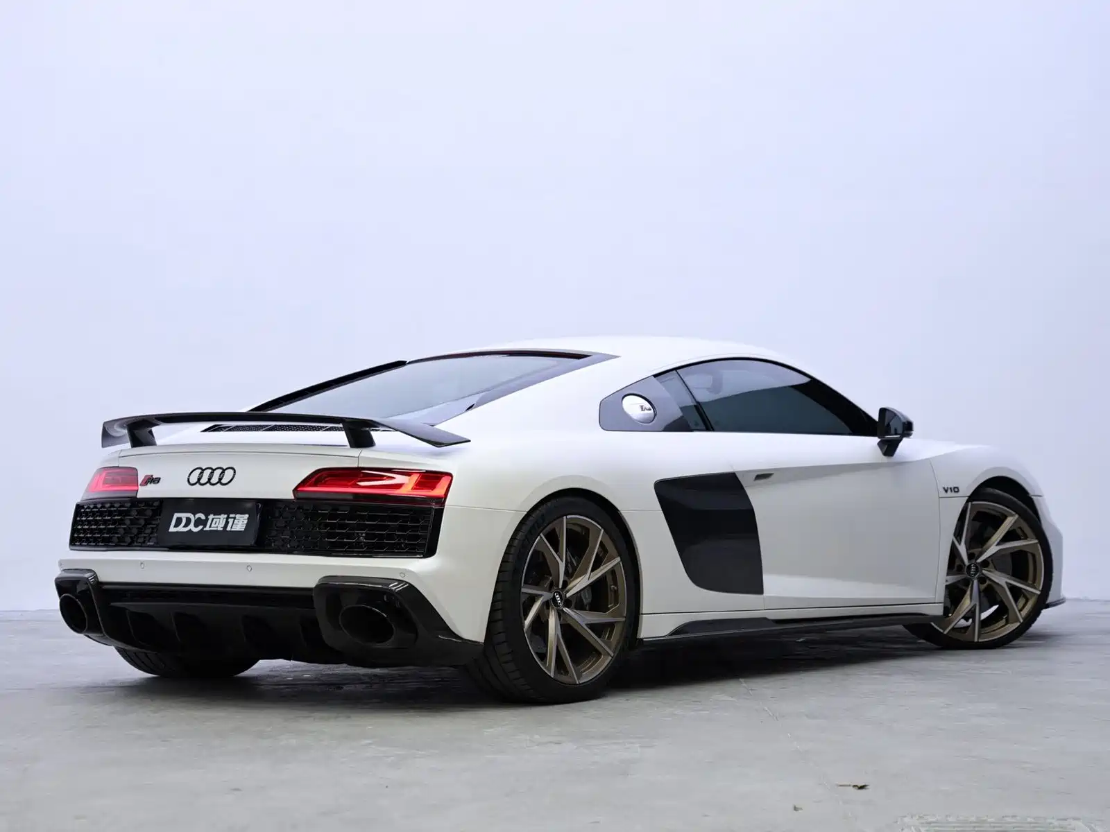 Фото 7 - Audi R8