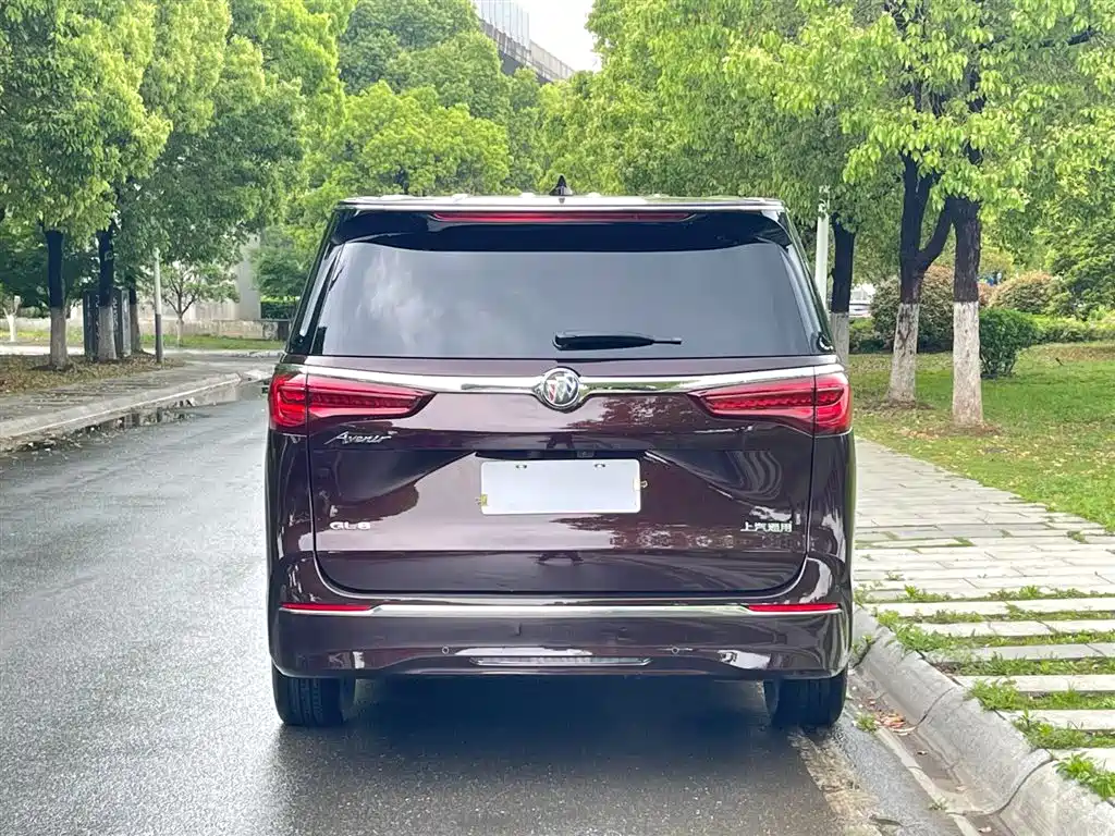 BUICK GL8