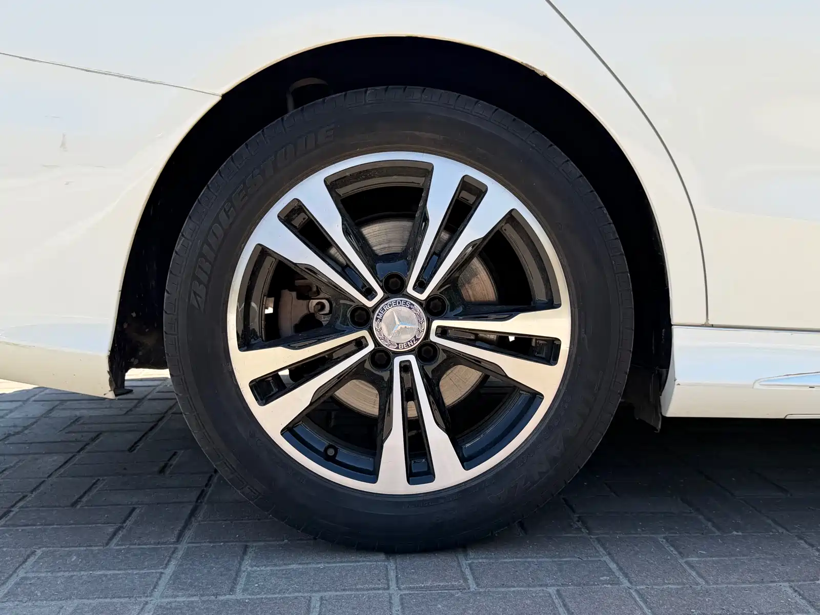 Фото 18 - Mercedes-Benz C-Class