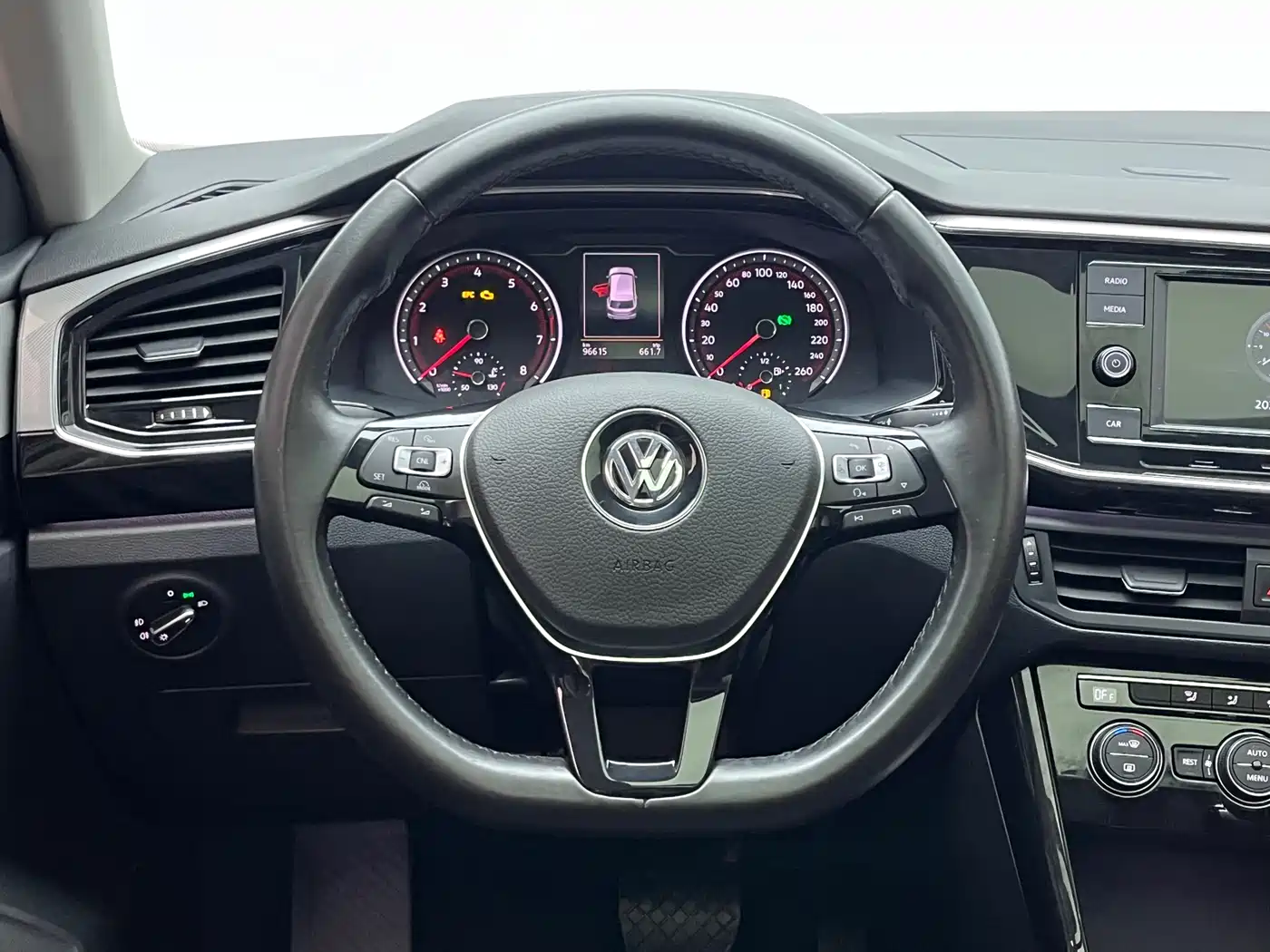 Volkswagen Tayron 2019 330TSI 2WD Luxury China VI фото 18