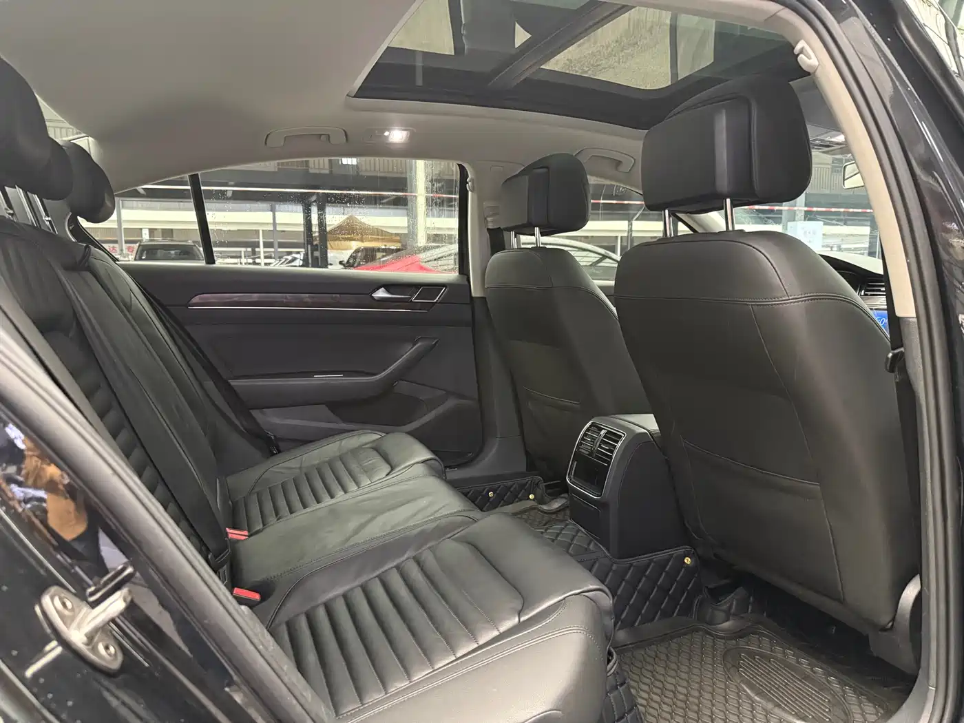 Volkswagen Magotan 2019 330TSI DSG Leading China VI фото 17
