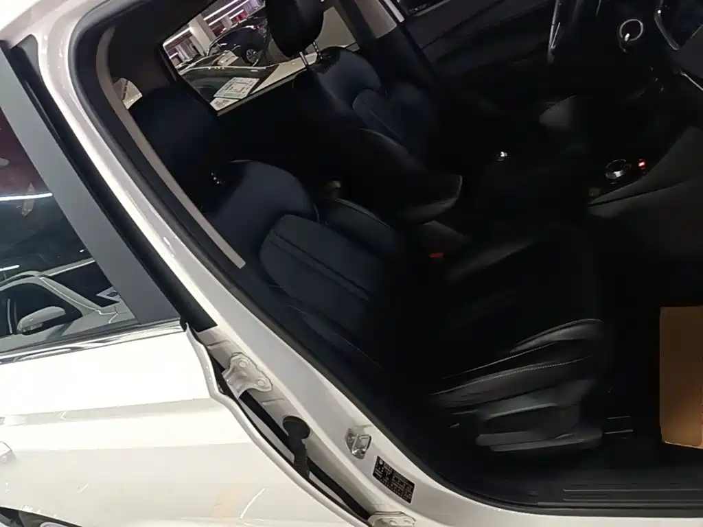 Baojun 360 2018 2018 1.5L Automatic Elite (China V)