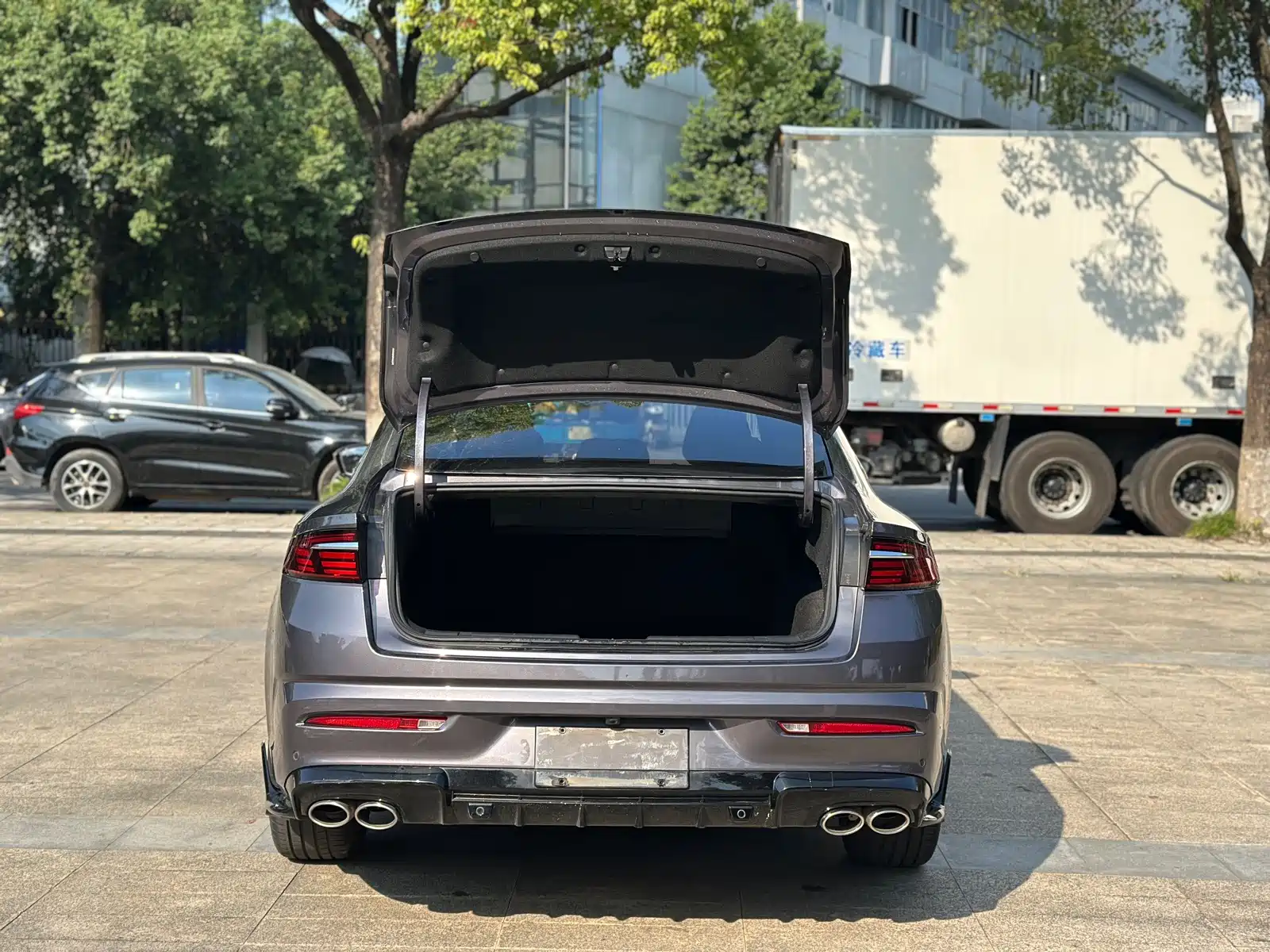 Фото 8 - Geely Preface