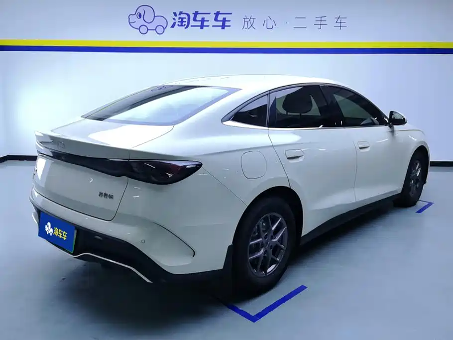 BYD Seal 06 New Energy 2026 2026 DM-i Super Luxury Edition 128KM Premium
