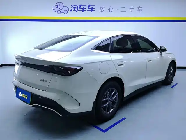 BYD Seal 06 New Energy 2026 DM-i Super Luxury Edition 128KM Premium — фото 3