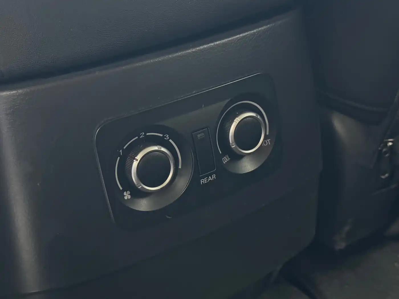 Mitsubishi Pajero (Import) 2019 3.0L Auto Comfort Version фото 20