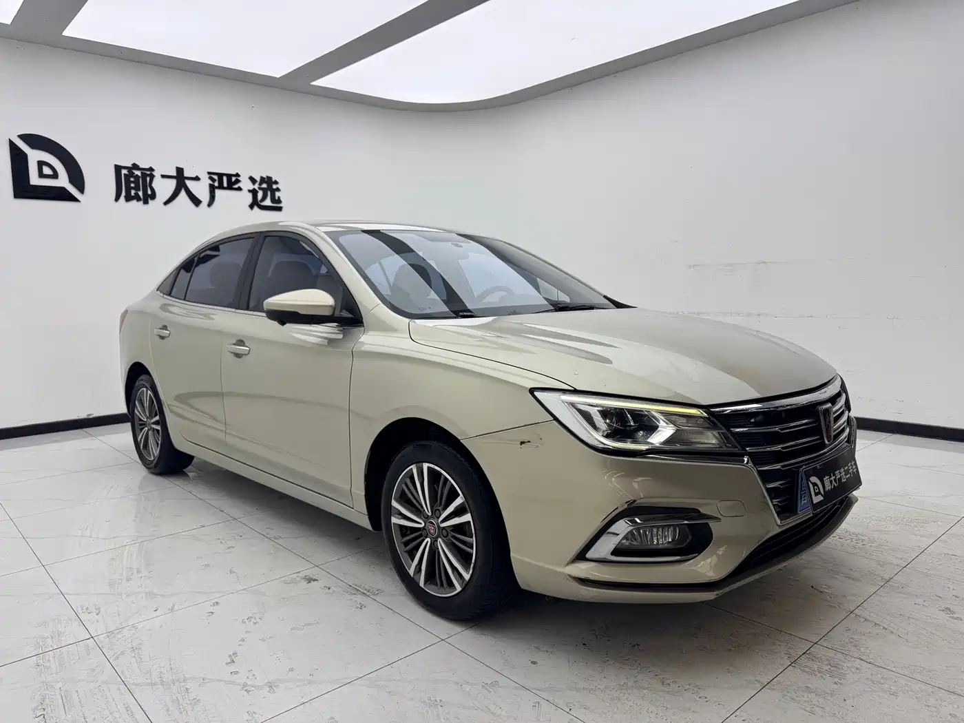 Roewe i5 2019 2019 1.5L Auto 4G Langhao Edition