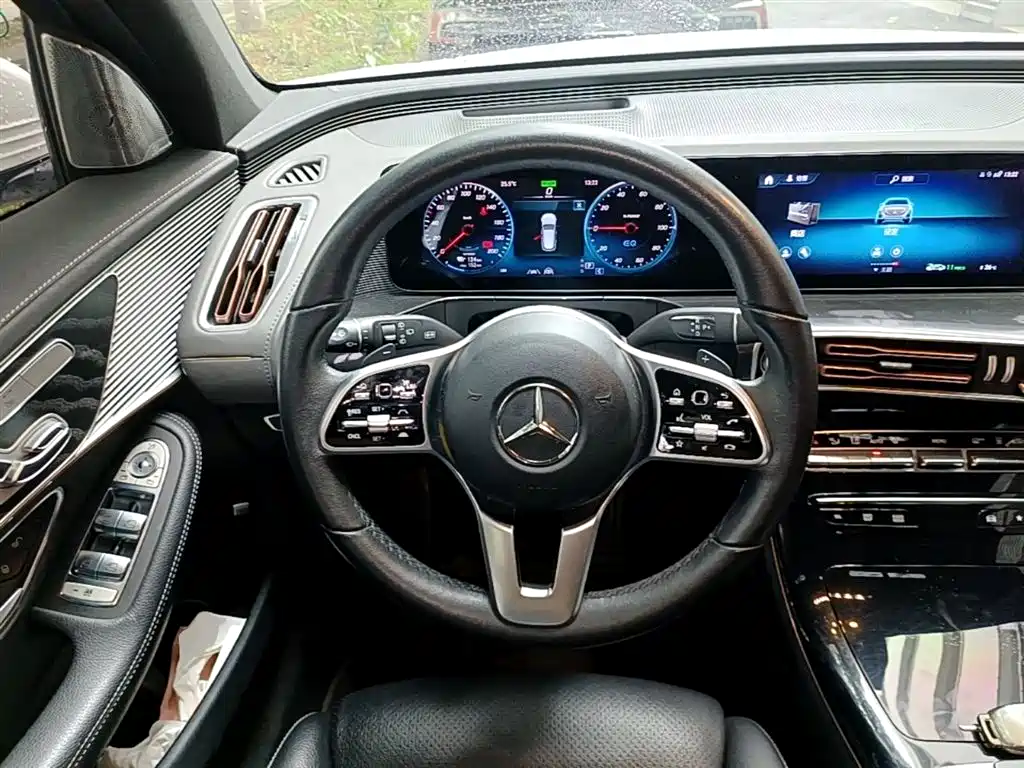 Mercedes-Benz EQC 2022 EQC 400 4MATIC фото 11