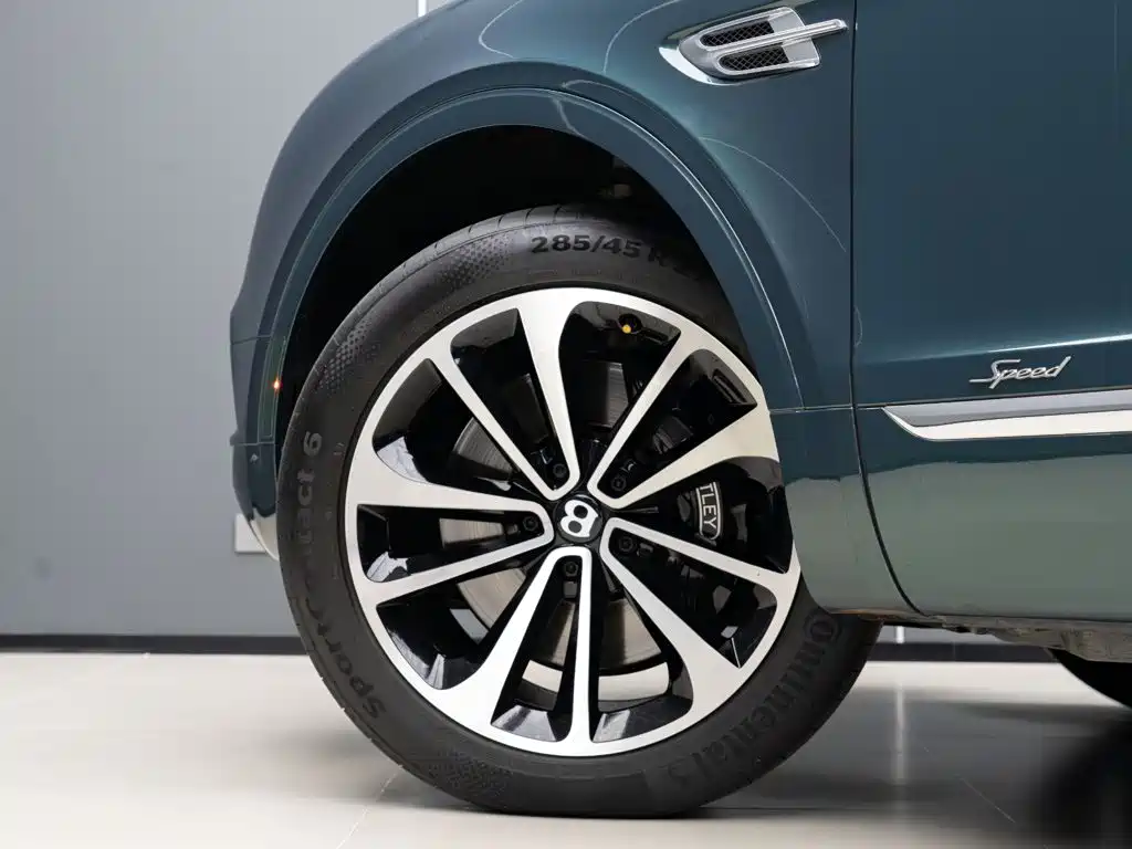 Bentley Bentayga 2017 2016 6.0T Standard Edition
