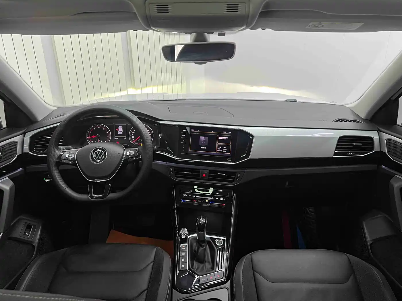 Volkswagen Tayron 2022 280TSI 2WD Luxury Smart Connect Edition фото 15
