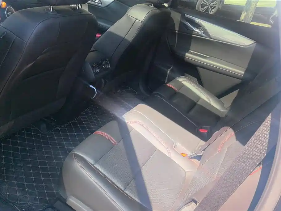 Chevrolet Trailblazer 2022 Mild Hybrid 650T Redline 7-Seater Thunder Edition фото 11