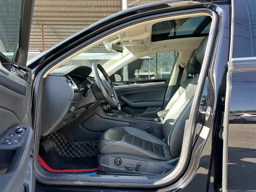 Volkswagen Phideon 2019 380TSI 2WD Business Edition China VI фото 9
