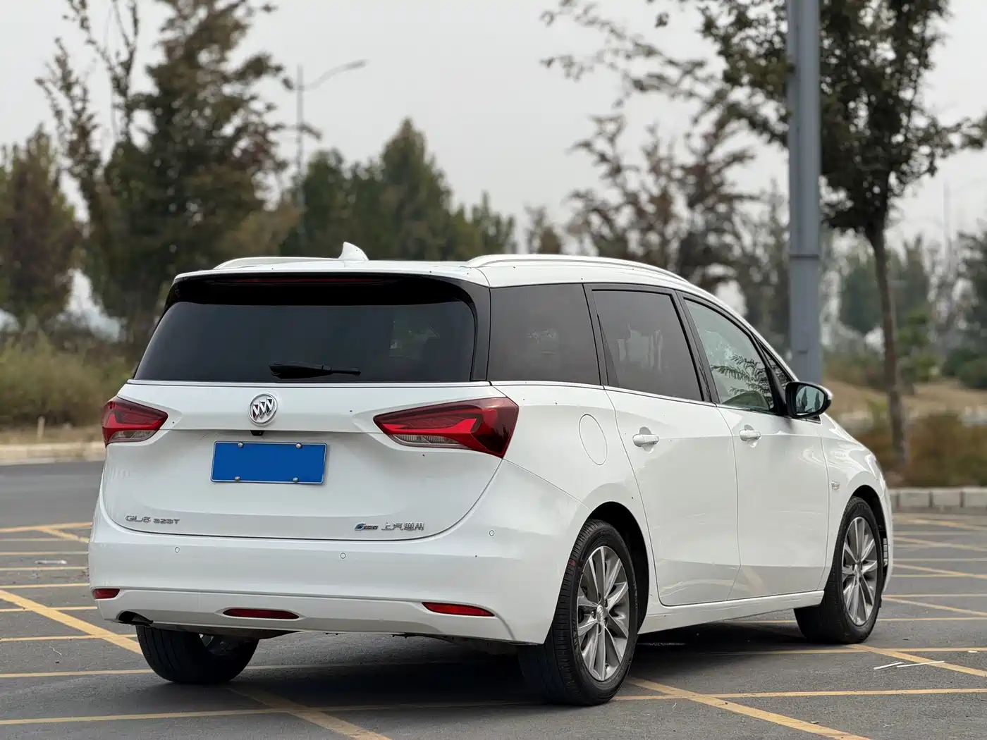 Buick GL6 2022 2021 323T Mild Hybrid Connected Luxury