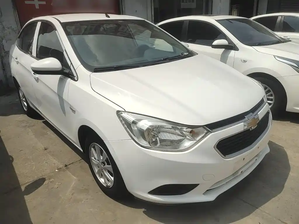 Chevrolet Sail 2015 Sail 3 1.3L Manual Ideal Edition фото 4