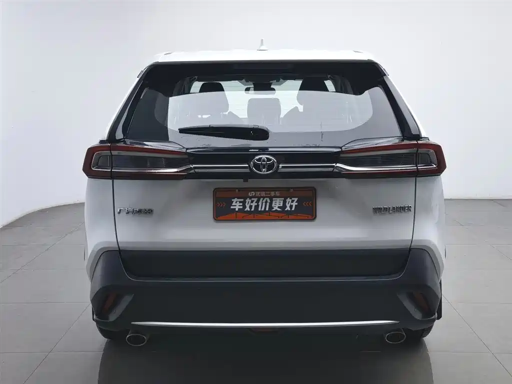Toyota Wildlander 2022 2.0L CVT FWD Luxury PLUS Edition фото 4