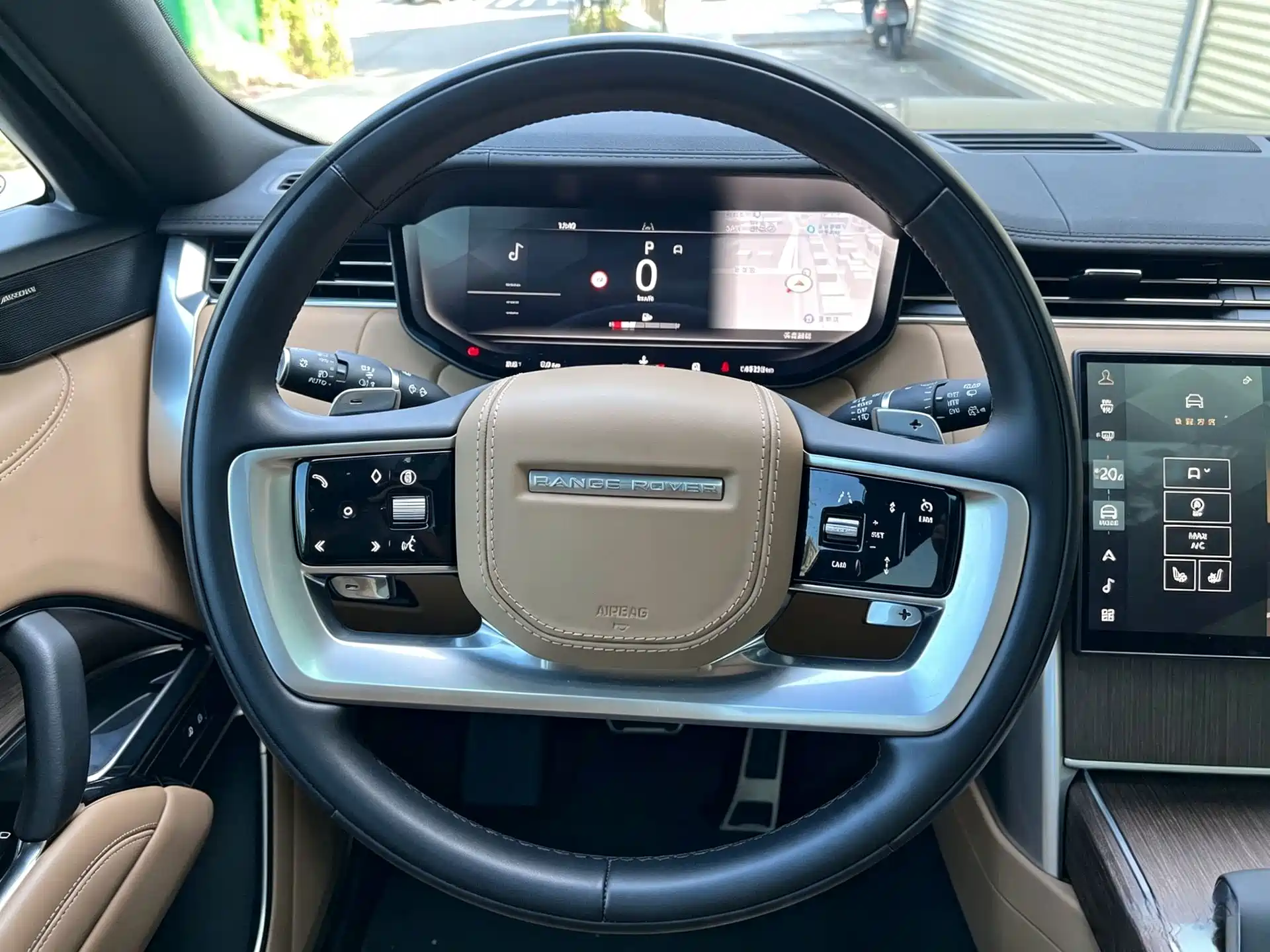 Фото 16 - Land Rover Range Rover