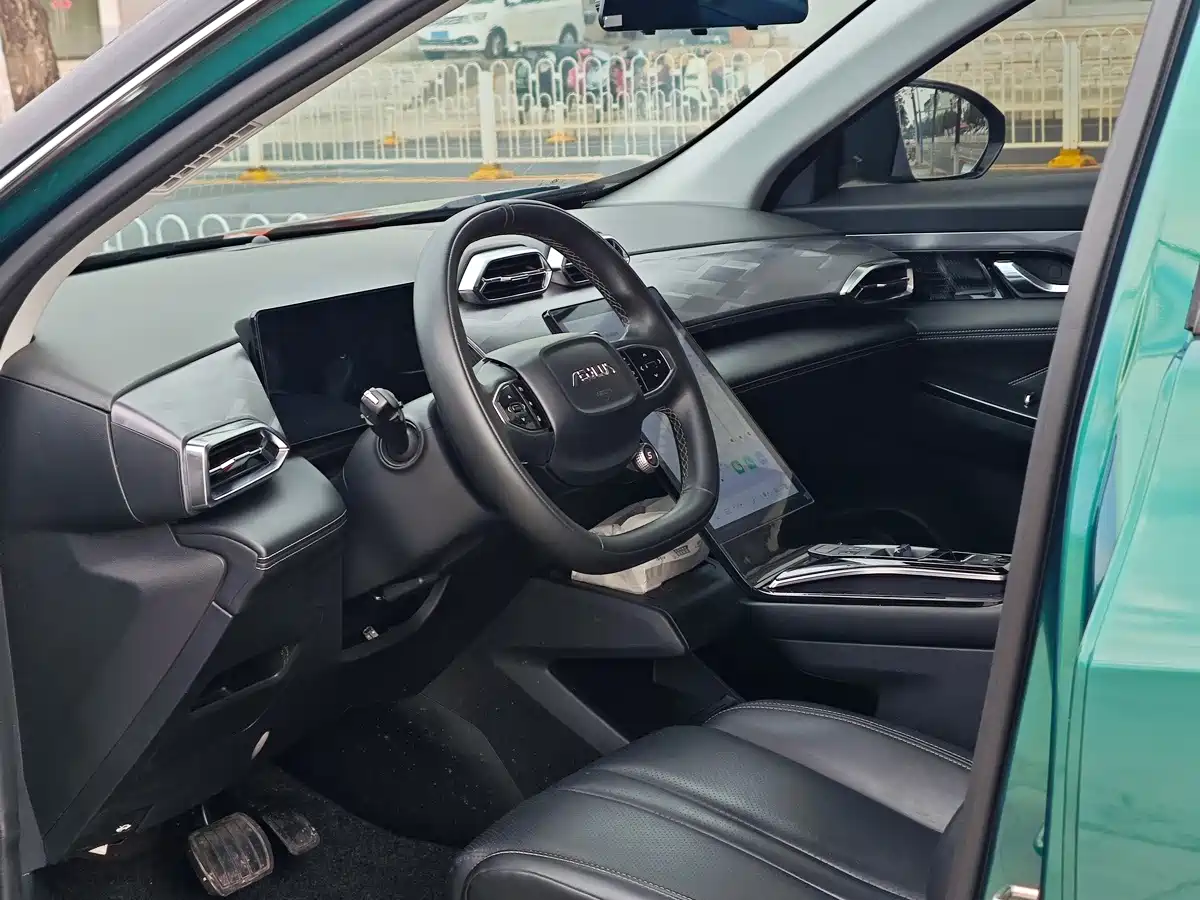 Dongfeng Aeolus Haohan 2023 2023 DH-i 1.5T Luxury Edition
