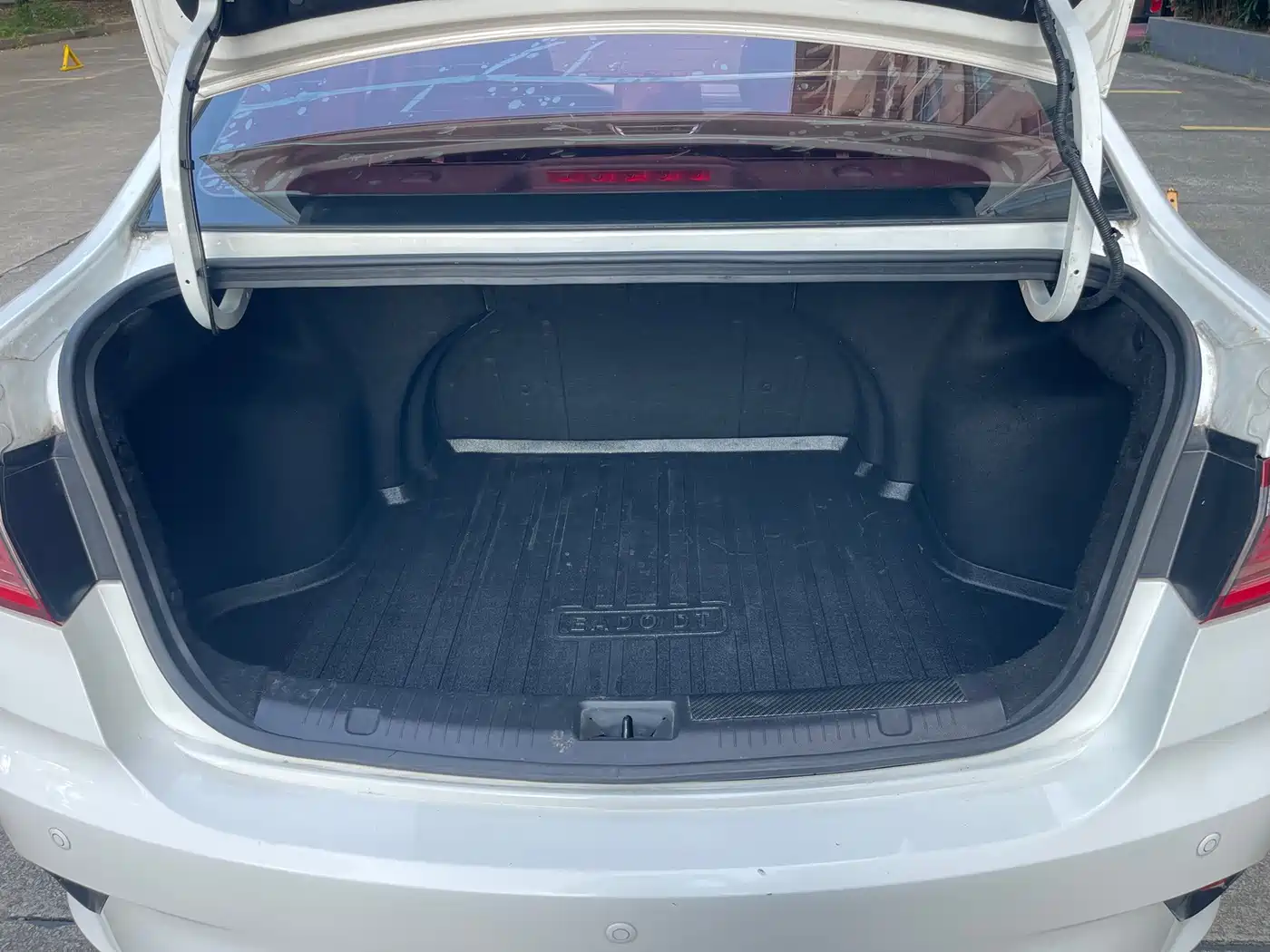 Changan Eado DT 2019 2018 1.6L Manual Intelligent Luxury